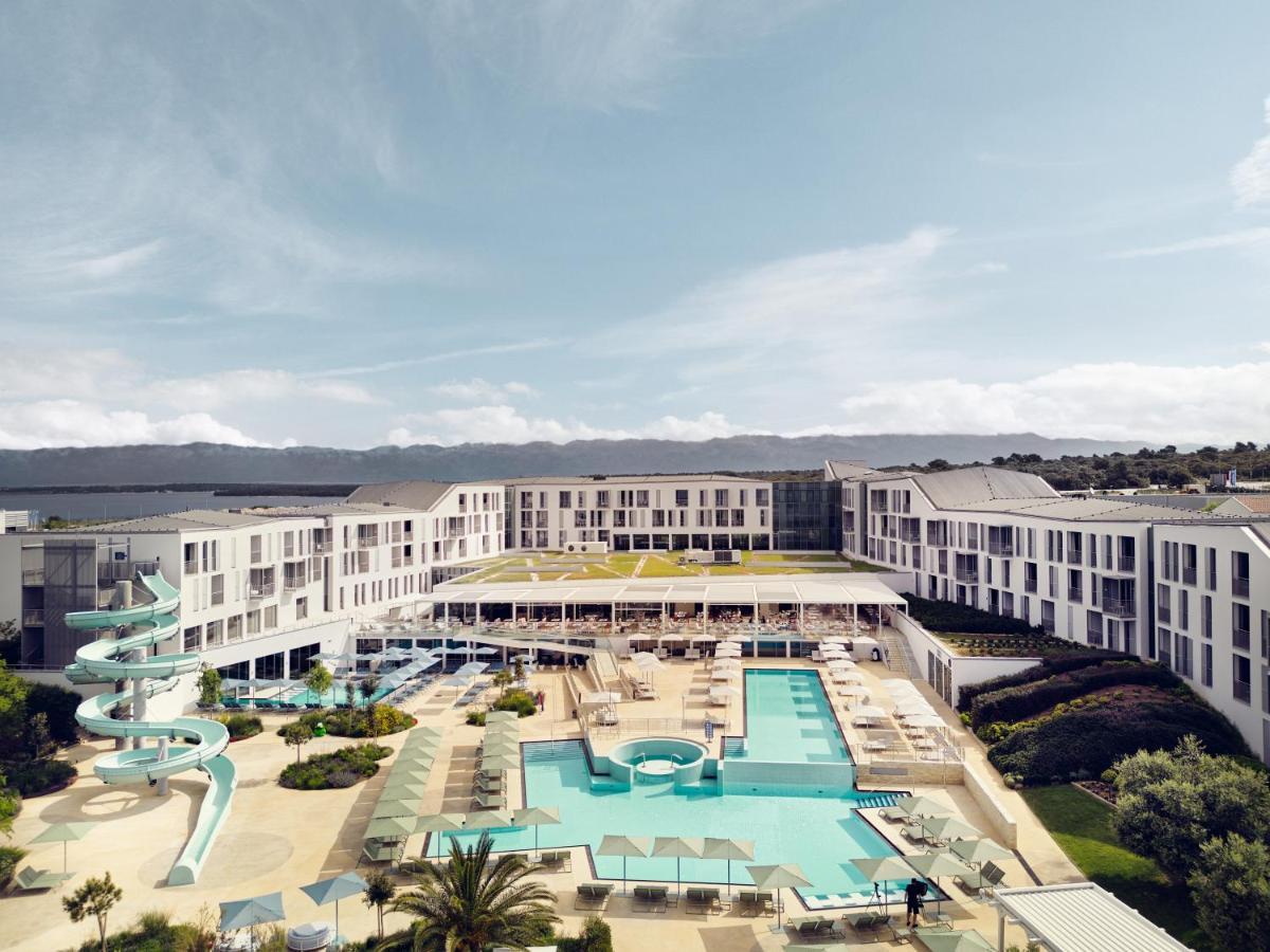 Falkensteiner Family Hotel Diadora Petrcane Exterior photo