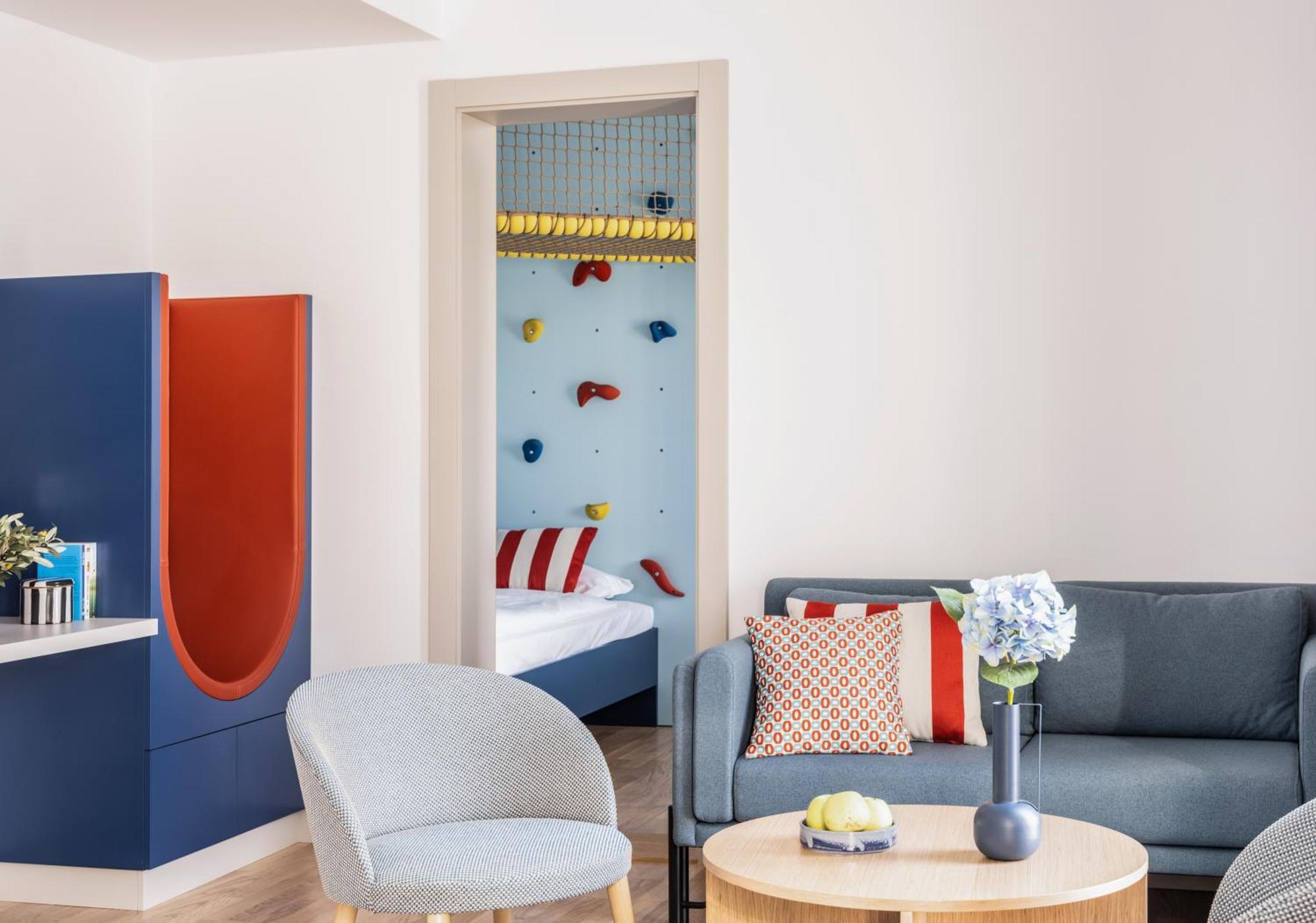Falkensteiner Family Hotel Diadora Petrcane Room photo Family room
